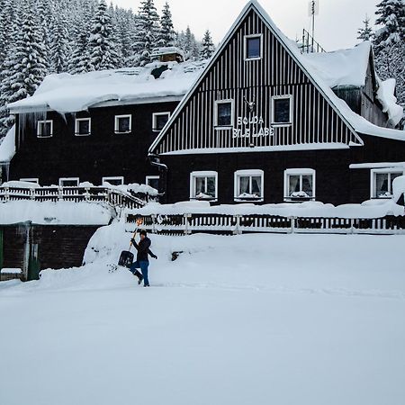 Bouda Bile Labe Hotel Špindlerŭv Mlýn Екстериор снимка